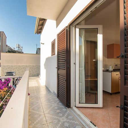 Apartment Mijo Vodice Exterior photo