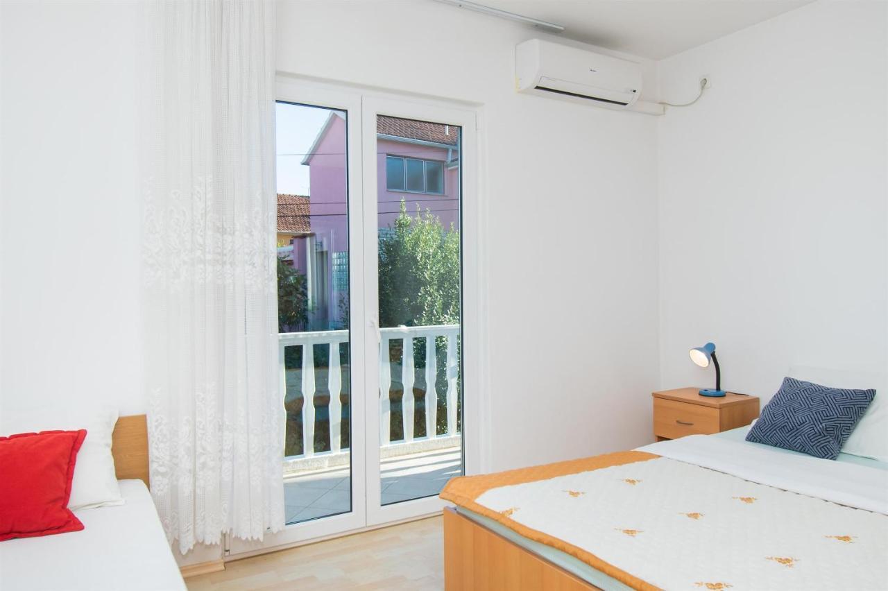 Apartment Mijo Vodice Exterior photo
