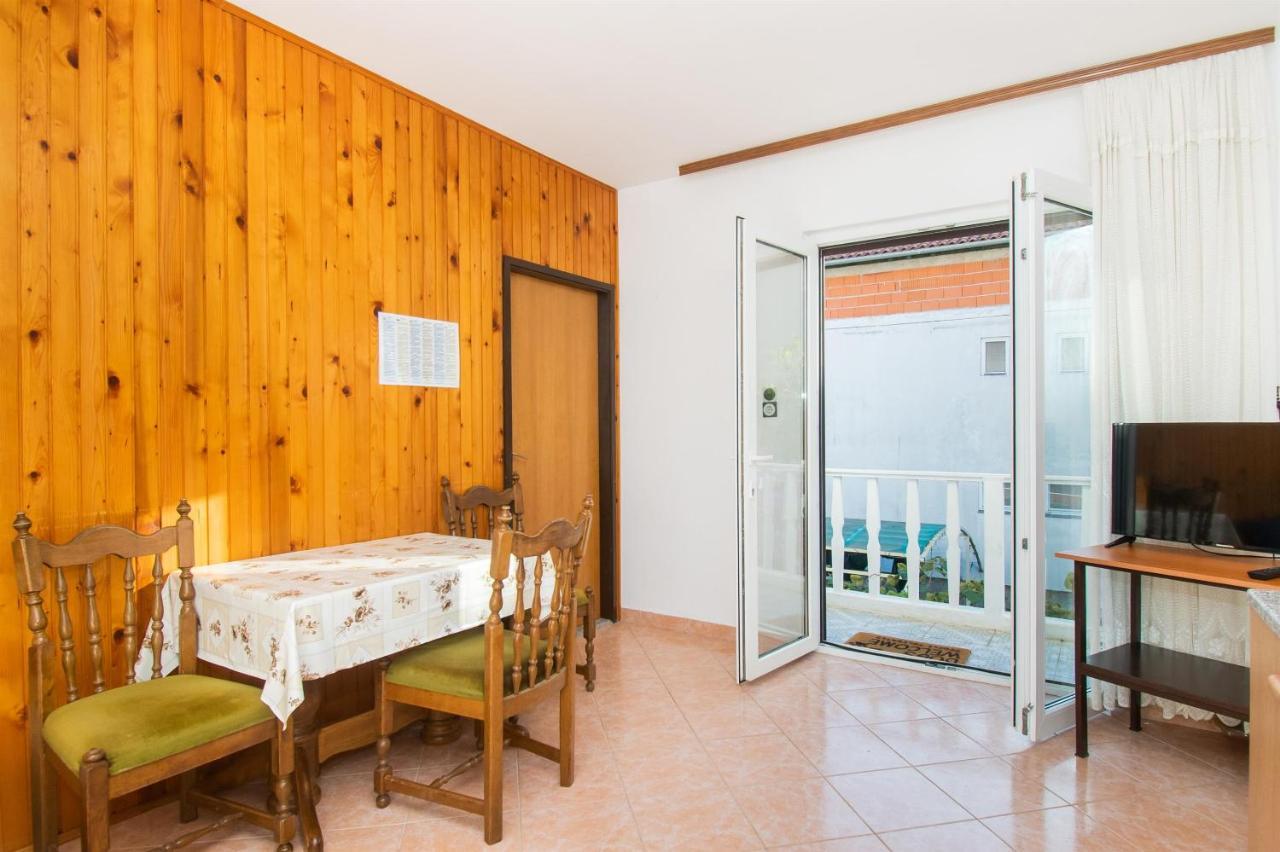 Apartment Mijo Vodice Exterior photo